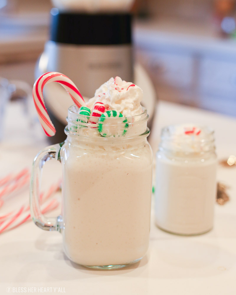 This 3-ingredient skinny peppermint stick milkshake uses healthy ingredients to make thick, creamy, and minty shakes in just seconds! Go grab your blender!