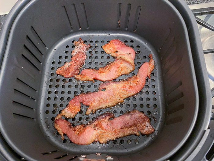 Correctly done air fried bacon strips